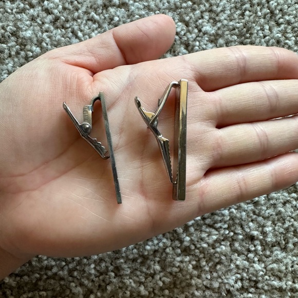 MEN’S TIE CLIP - Picture 1 of 3